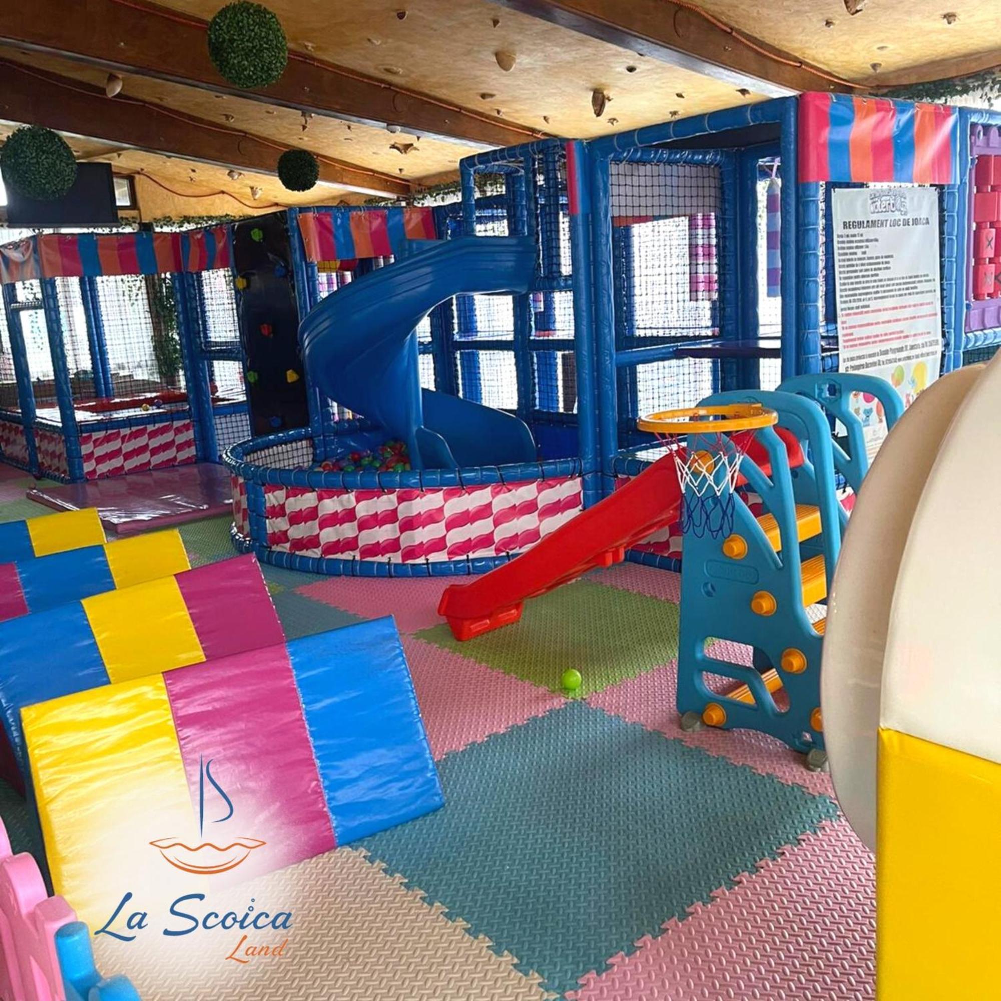 Hotel La Scoica Land Năvodari 외부 사진