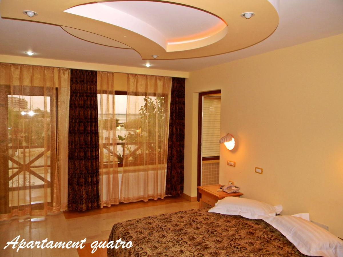 Hotel La Scoica Land Năvodari 외부 사진